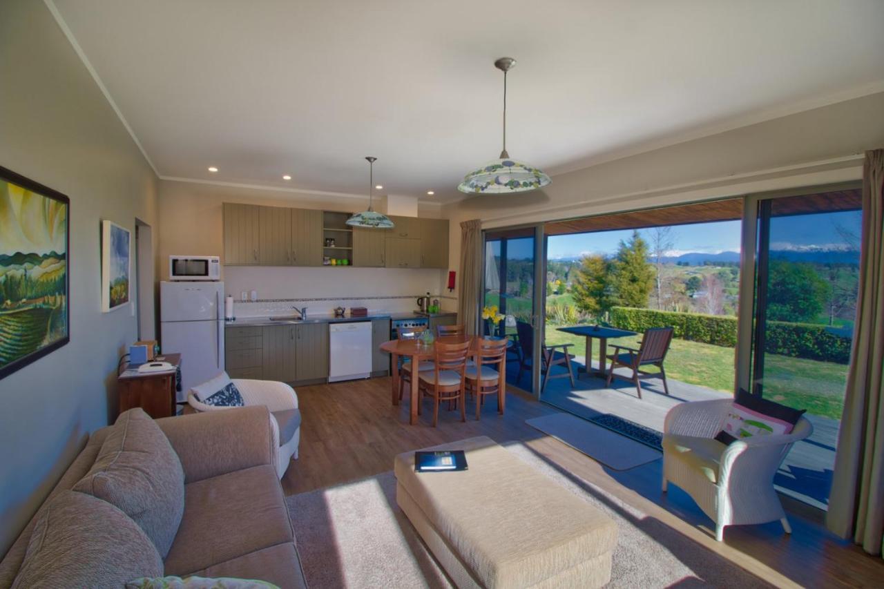 Clayridge Cottages Upper Moutere 外观 照片